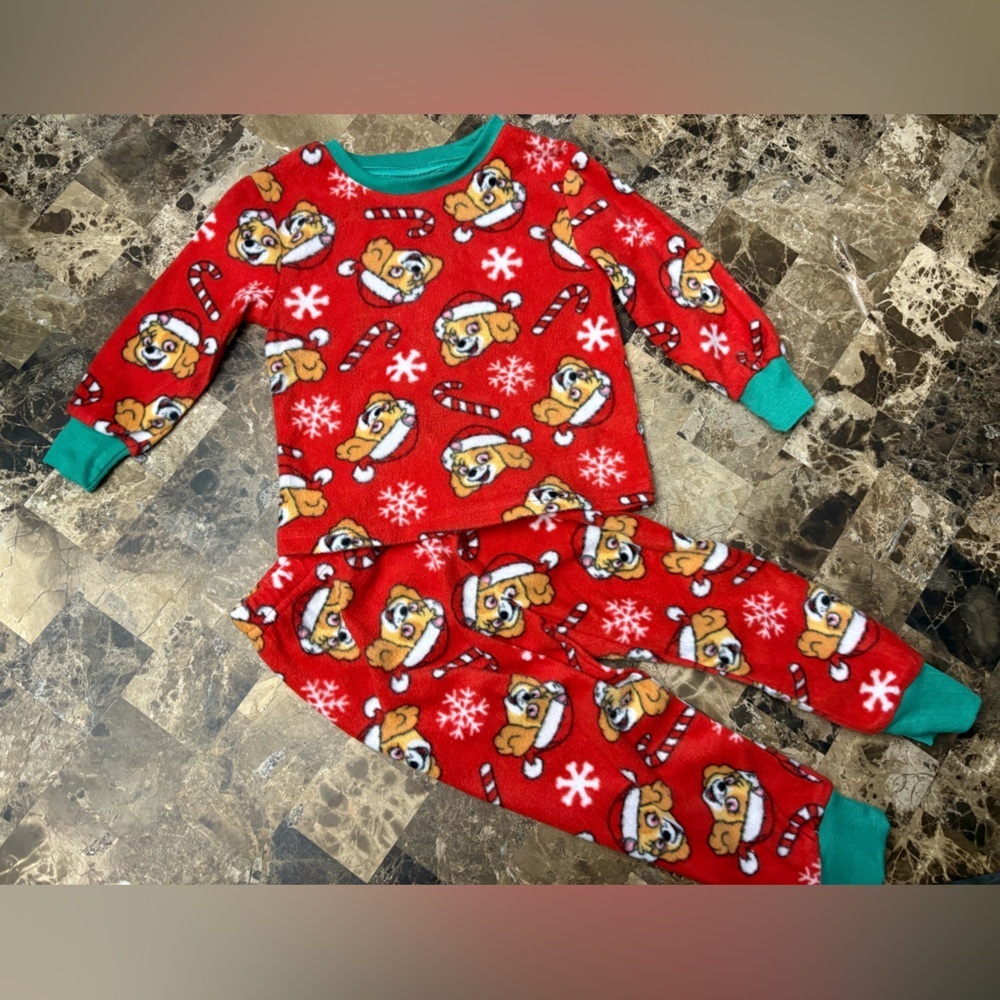 Nickelodeon fleece Stella of paw patrol Christmas pajamas 2 years
